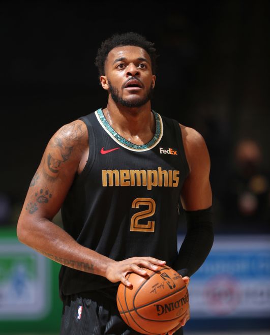 孟菲斯灰熊关键时刻外线爆发；志在西甲名次提升；管理层满意；赛程密集仍需轮换