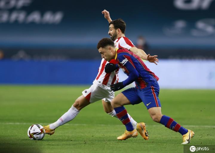 国际比赛日突围战来临；底特律活塞围绕国王杯调整名单；管理层满意；轮换策略成焦点